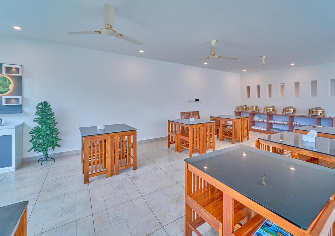 Ice Mist Pool Resort Munnar By Voye Homes מראה חיצוני תמונה
